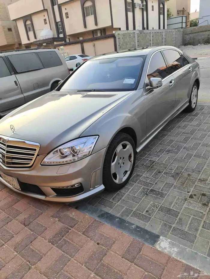 سيارة مرسيديس امريكيه 4matic S550 للبيع 0