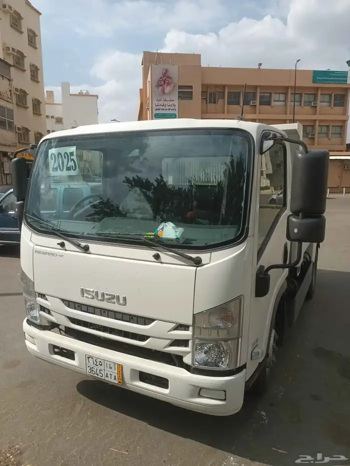 قلاب للإيجار مع السائق 7.5 طن موديل 25 1