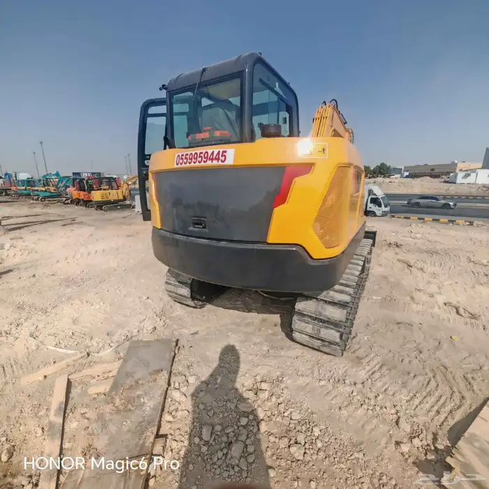 بوكلين صغير للايجار 1