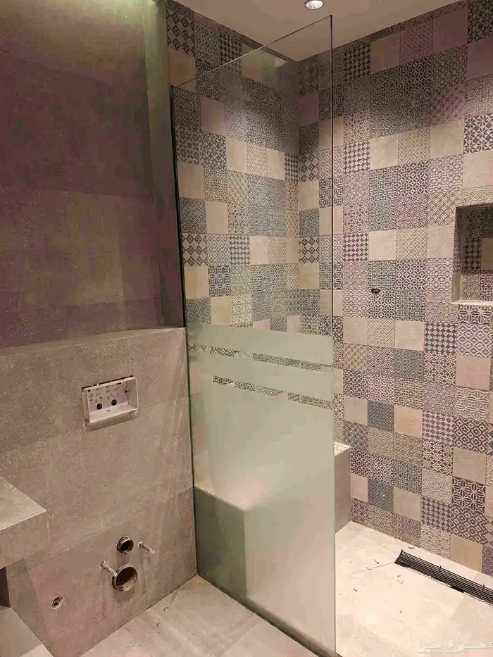 زجاج سيكوريت زجاج مرايات زجاج وجهات زجاج سيكوريت كبائن شاو 39