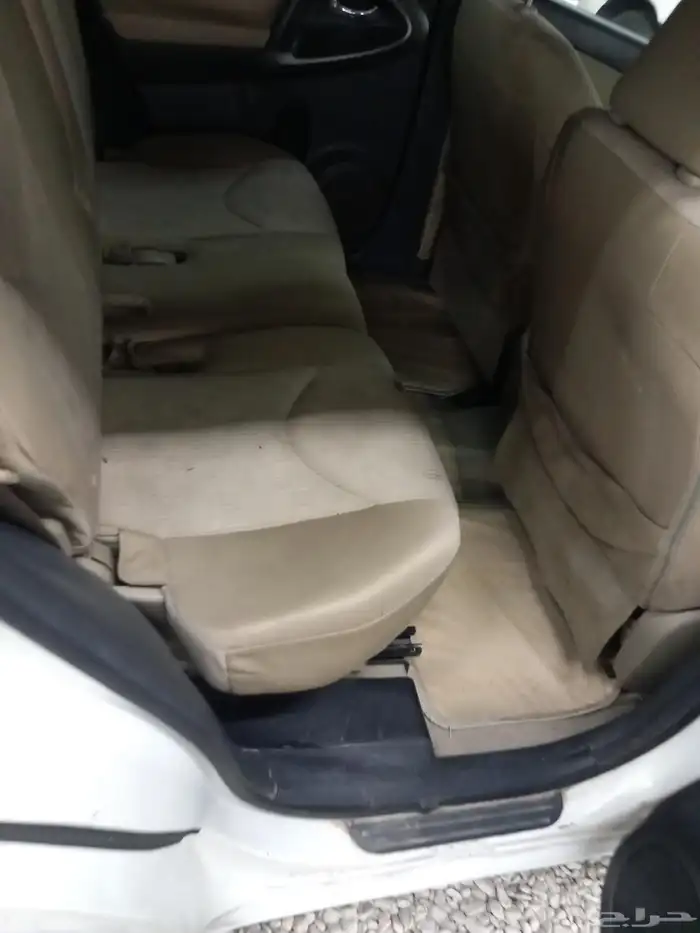 تويوتا راف فور 2011 ممتاز 9