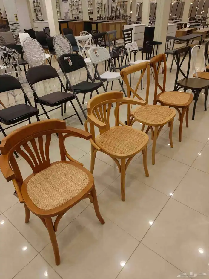 طاولات وكراسي للكافيهات والمطاعم داخلية وخارجية 13