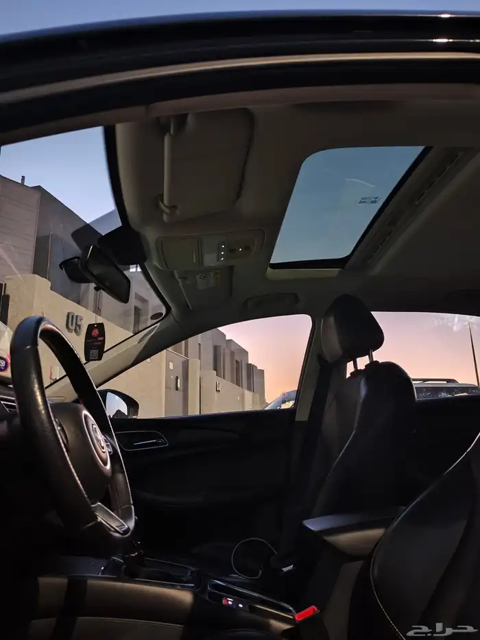 ام جي 5 فل كامل موديل 2022 4