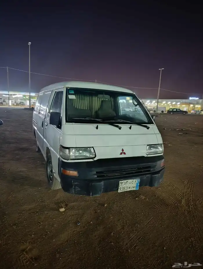 باص ميتسوبيشي ديزل 2005 4