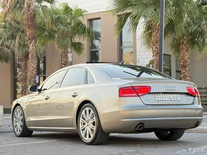 اودي A8L 2012 9