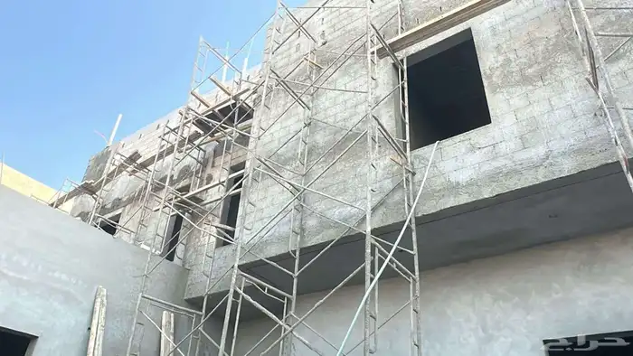 مقاول ومشرف سعودي 2