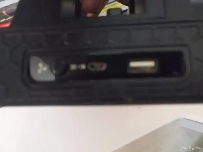 مبرد وشاحن لجهاز ps4 و ps5 1