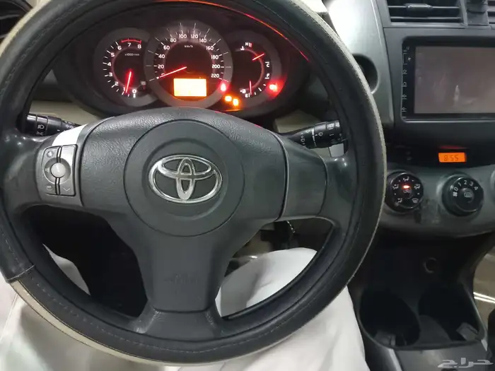 تويوتا راف فور 2011 ممتاز 3