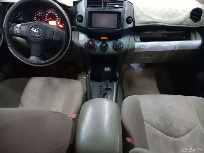 تويوتا راف فور 2011 ممتاز 7