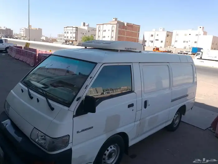 باص ثلاجه مستوبيشي 2009بنزين الثلاجه تعمل والمكيف الفحص جديد 4