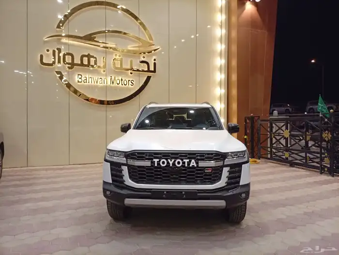 تويوتا لاند كروزر GR سبورت (Toyota Land Cruiser GR Sport). 0