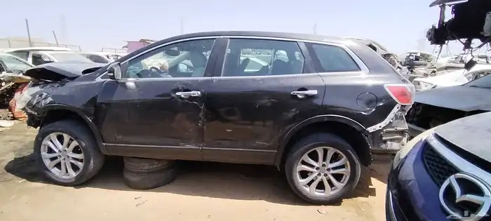قطع غيار مصدومه مازدا اكس 9 تشليح جده الحمدانيه 4