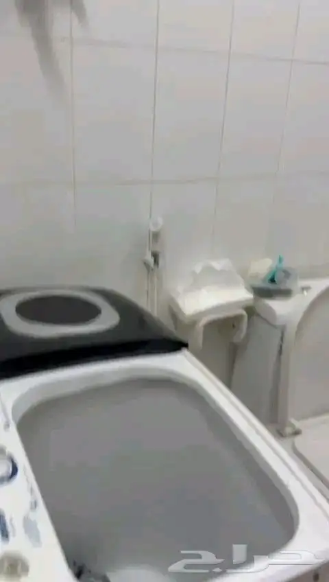 اغراض ممتازه وبسعر لقطه للبيع اليوم بسبب السفر 3