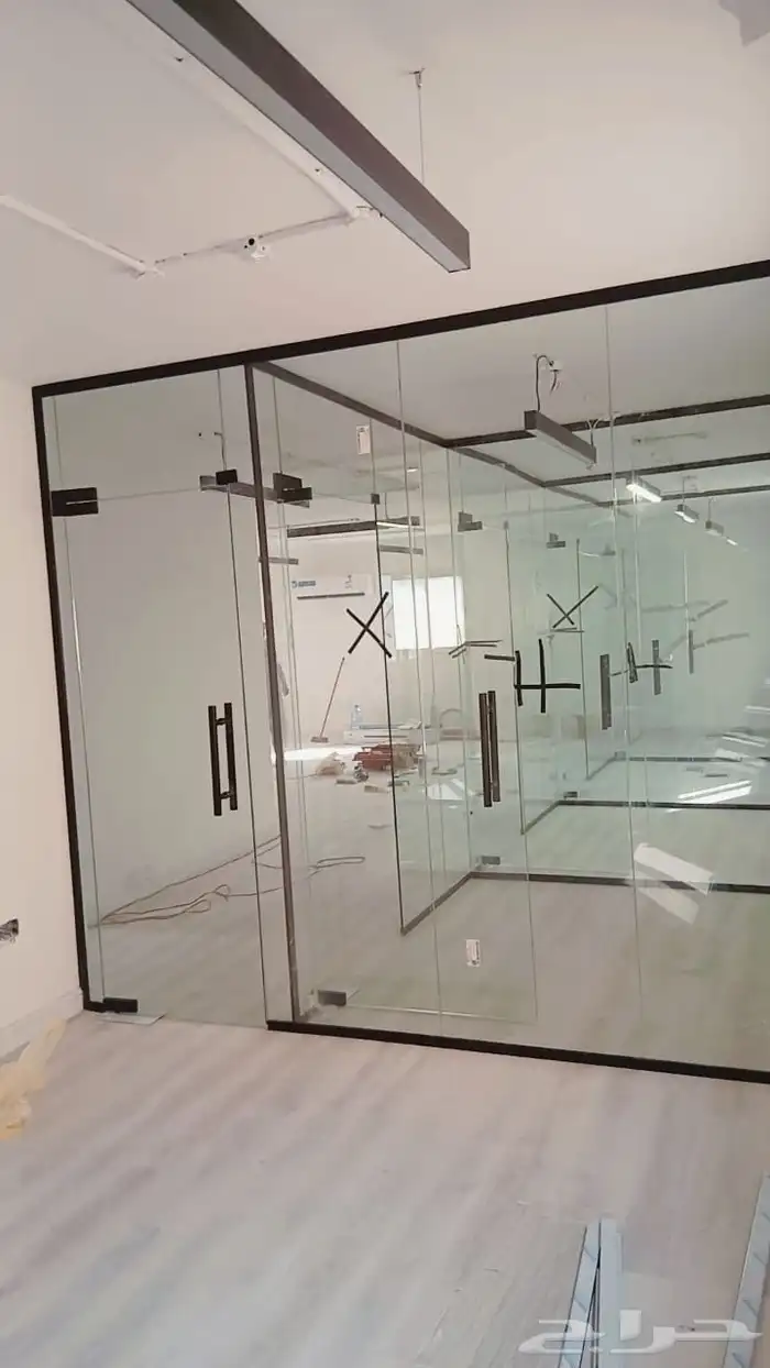 زجاج مكاتب سكوريت تفصيل مكاتب زجاج سكوريت أبواب واجهات 12ملي 4
