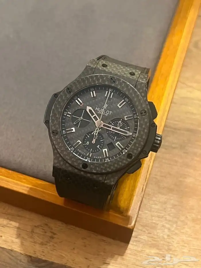 ساعه هوبلو بينغ بانغ كاربون فايبر Hublot big bang carbon 0