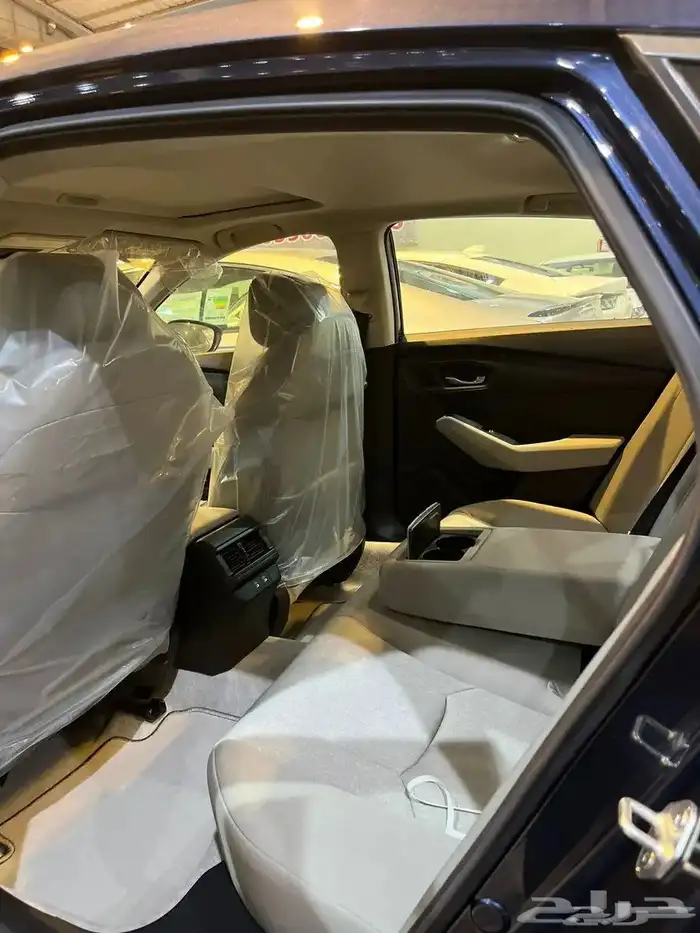 هوندا اكورد نص فل لون كحلي 7