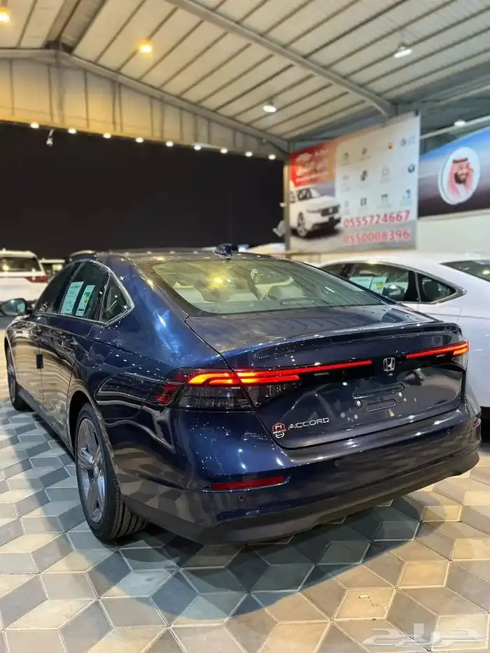 هوندا اكورد نص فل لون كحلي 2