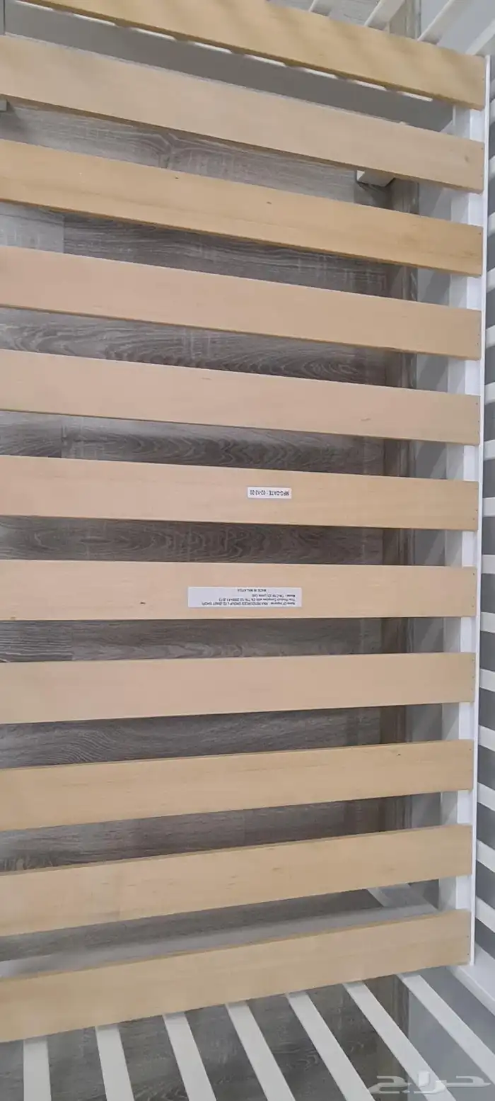 سرير اطفال 2