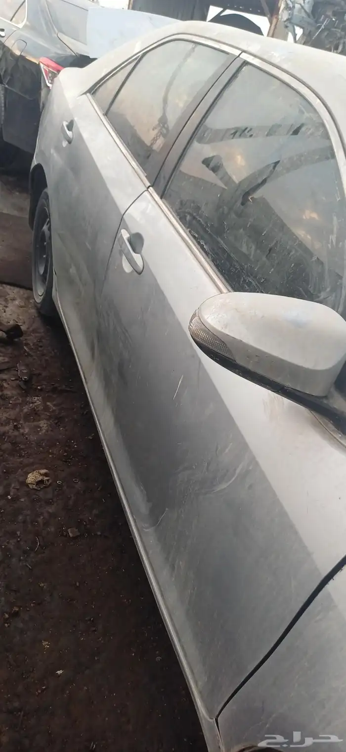 تويوتا كامري 2015تشليح قطع غيار فقط 2