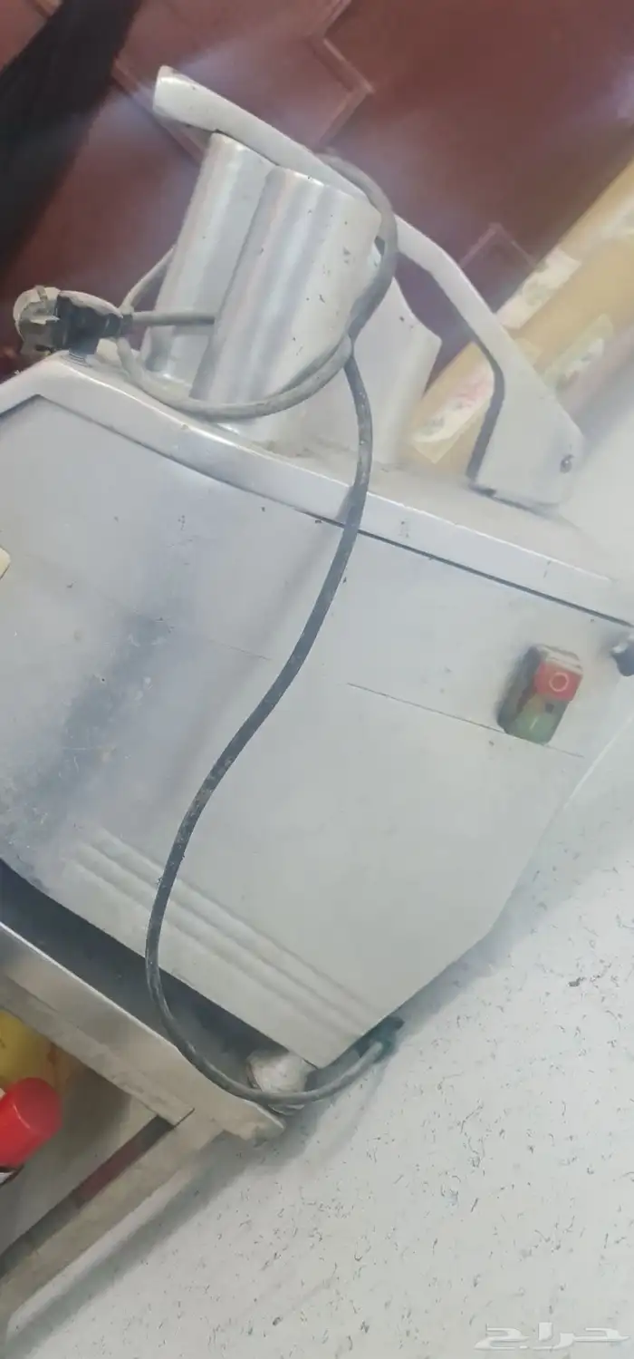 ماكينة قطع خضراوات ومكسرات 1