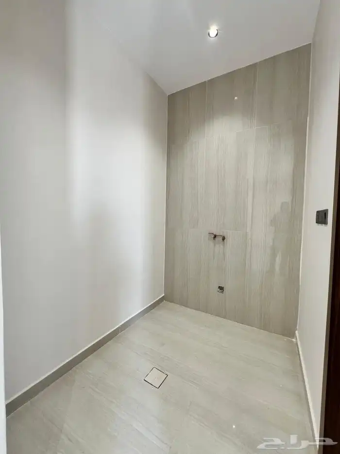 للبيع شقه دوبلكس دورين حي احد جديده بالدمام 720 الف 13