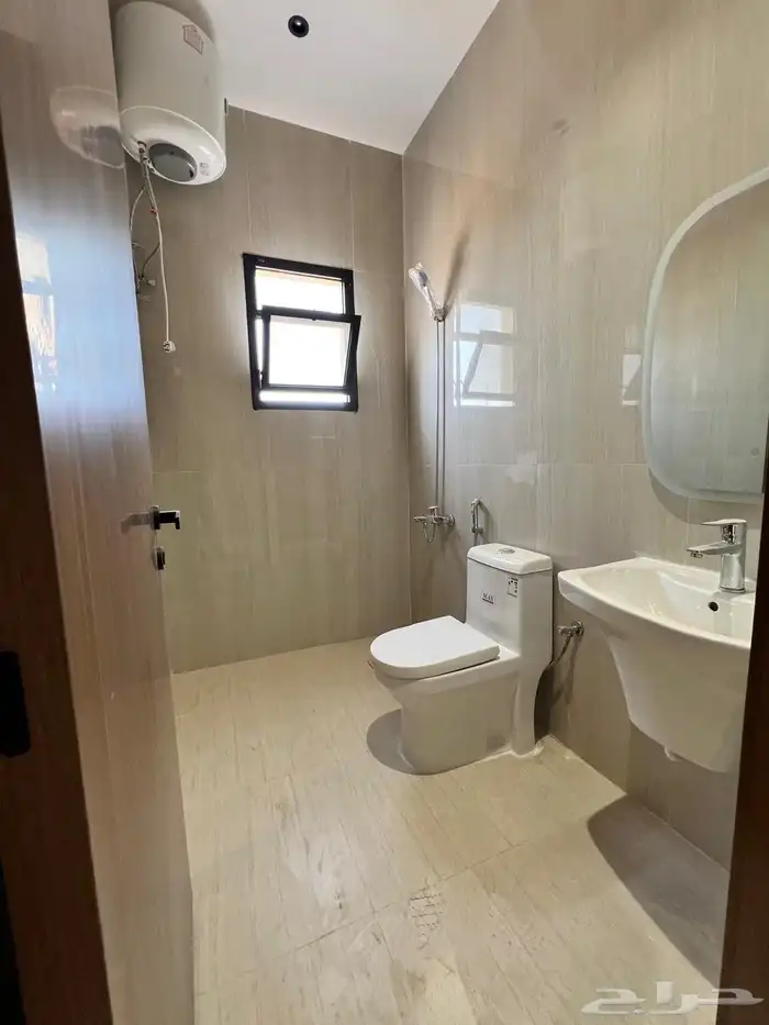 للبيع شقه دوبلكس دورين حي احد جديده بالدمام 720 الف 15