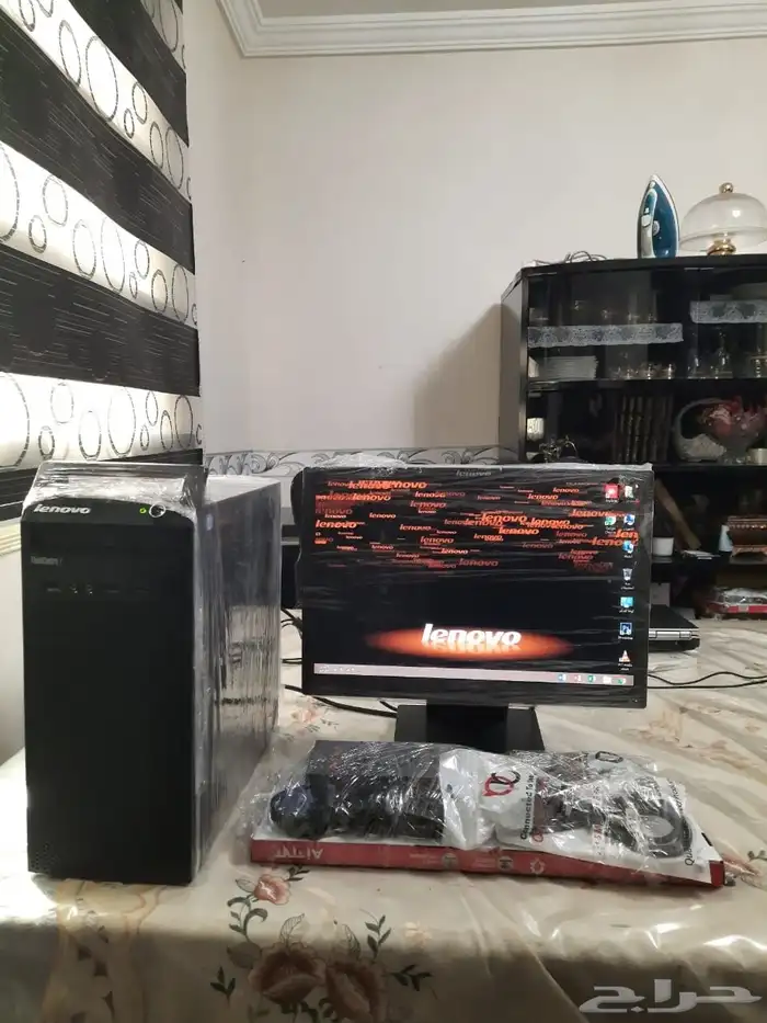 كمبيوتر مكتبي كامل بي 550 ريال 1