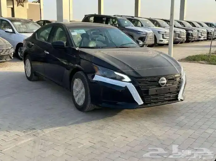 عرض خاص نيسان التيما 2025 اللون الاسود 0