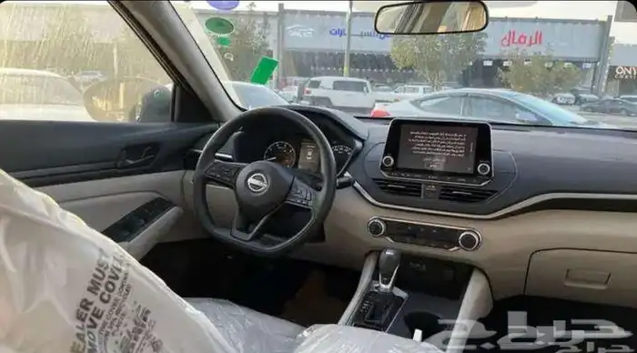 عرض خاص نيسان التيما 2025 اللون الاسود 1