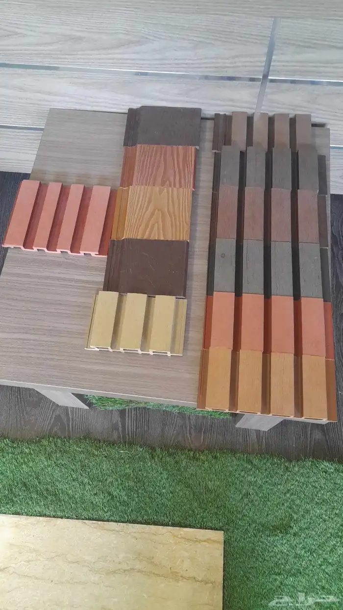 متخصصون في جميع انواع العشب الصناعي والطبيعي وبديل الخشب 2