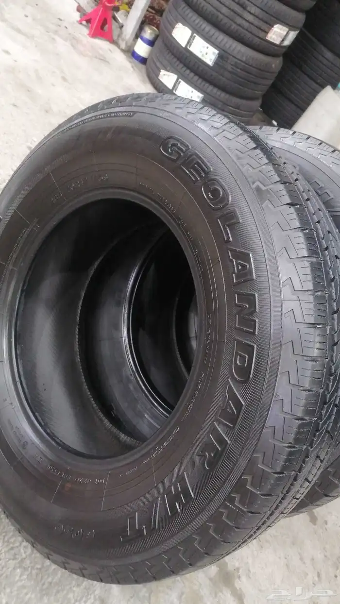 السياره جمس شفرلية 265 70 17 يوكوهاما شبه جديد 3