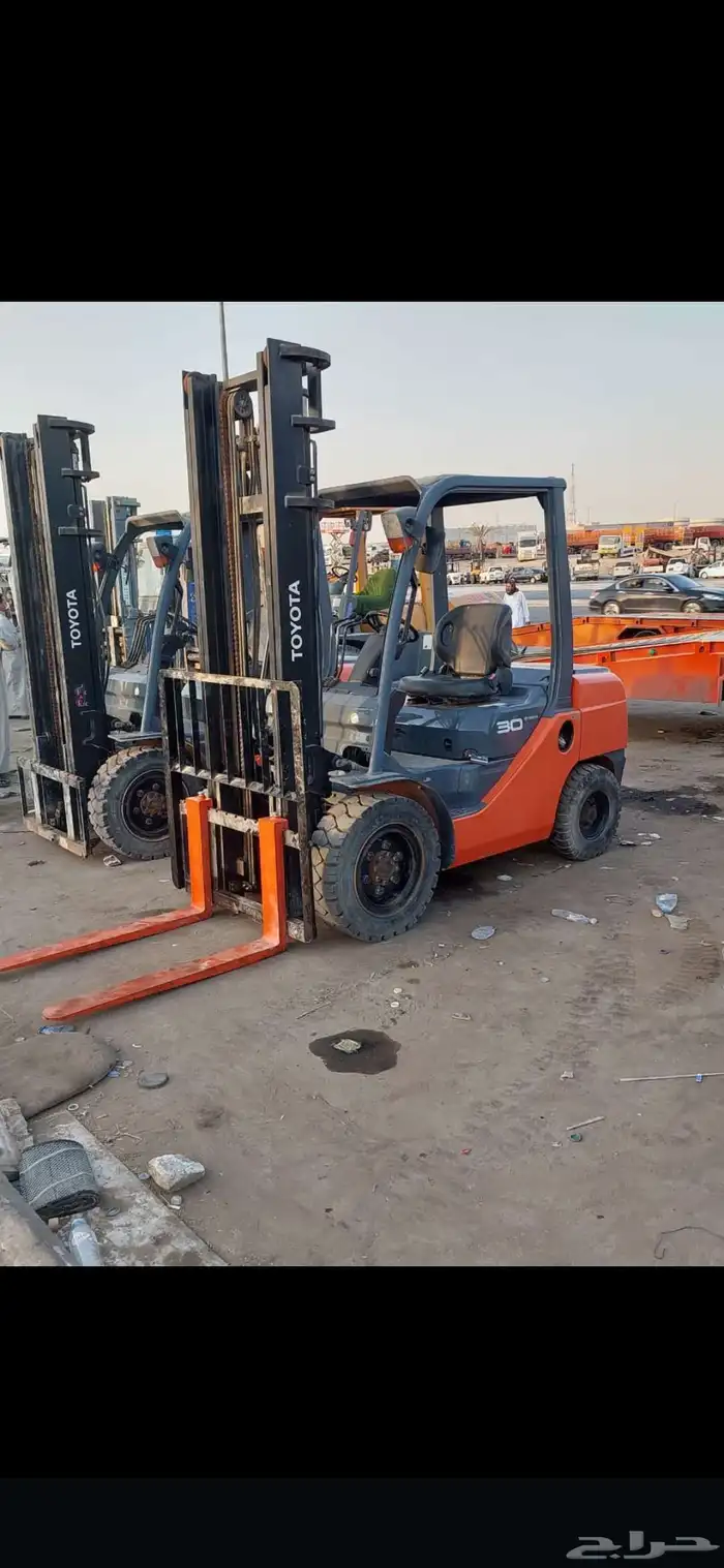 لايجار الرفعات الشوكيه وجي سي بي وكرينات جوال 5
