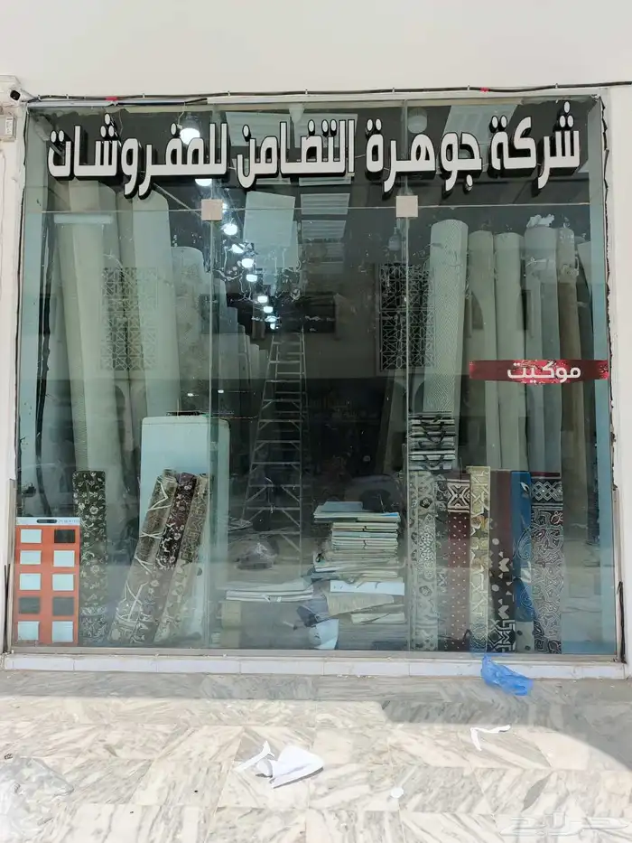 خطاط لوحات إعلانية  حروف بارزه  كلادينج  بنارات  استيكرات 0
