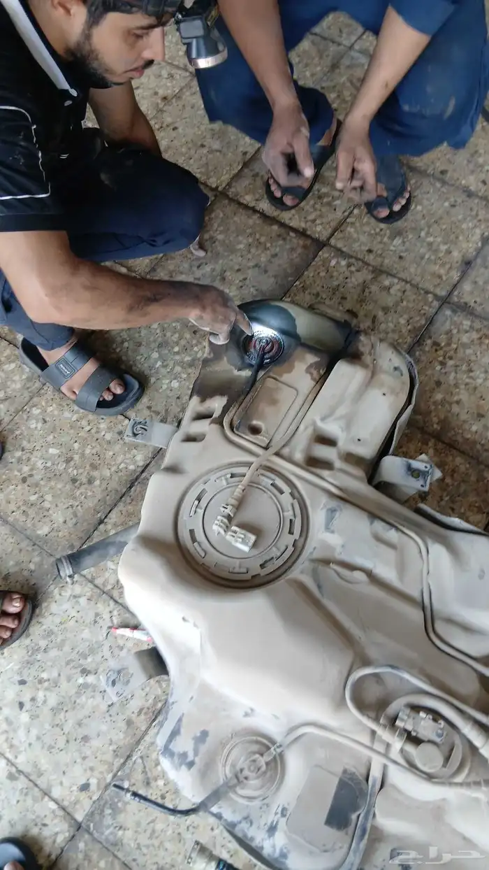 تنك مستعمل كما موضح جراند شروكي 2014 1