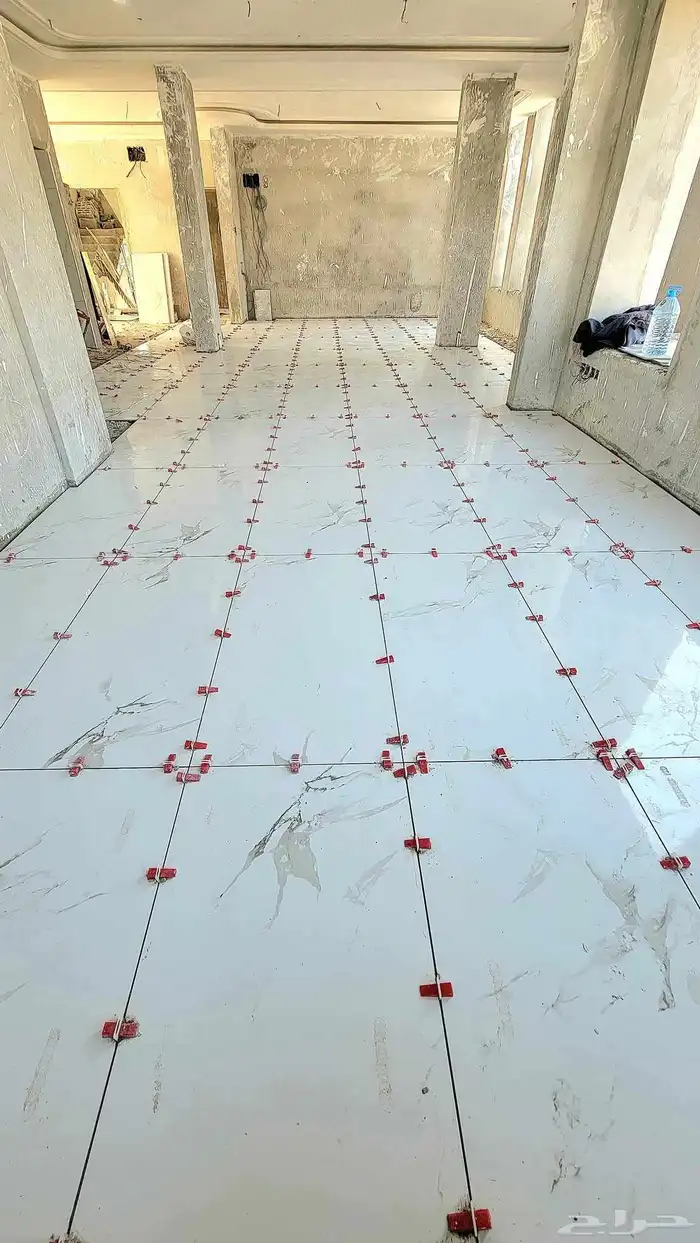 مبلط سيراميك وبورسلاين 0