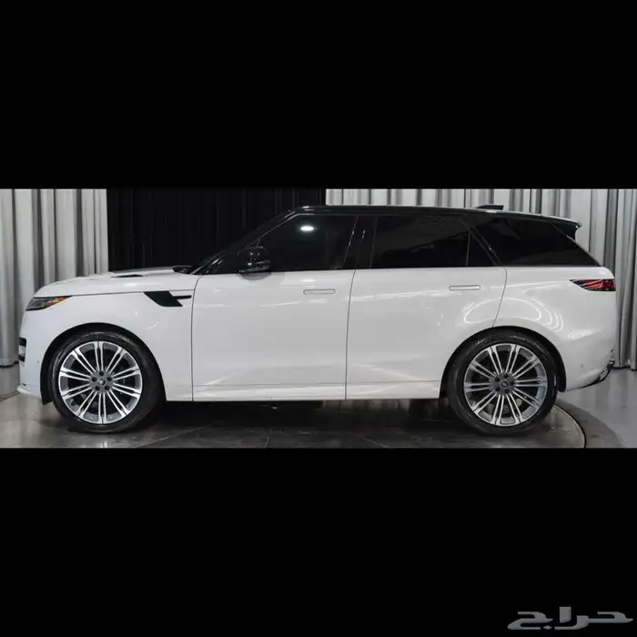 2023 Range Rover Sport Dynamic SE 1