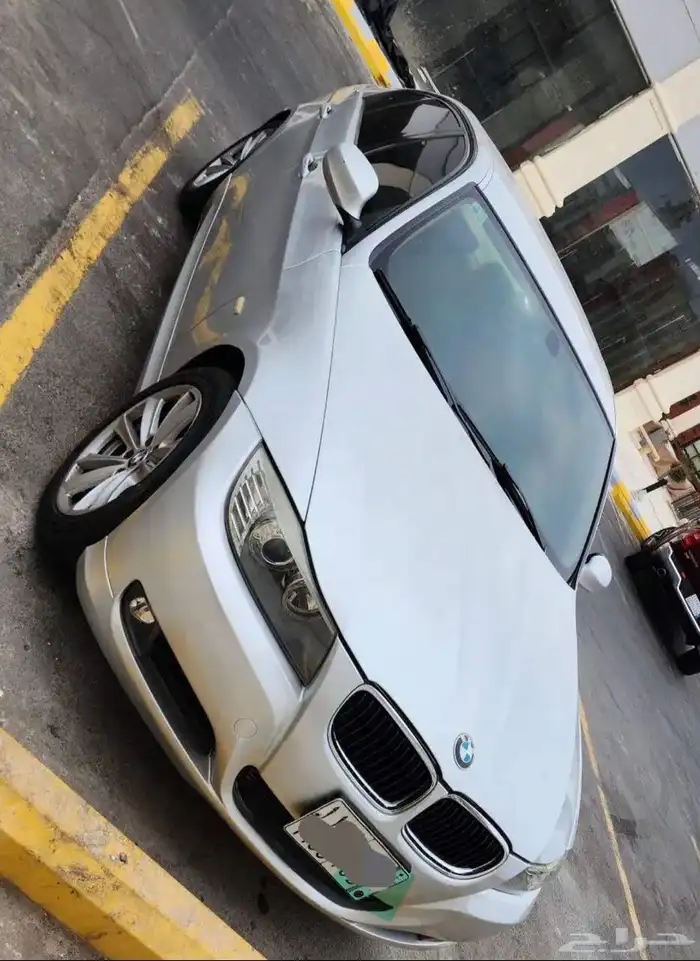 بى ام دبليو 2011 على الشرط 4