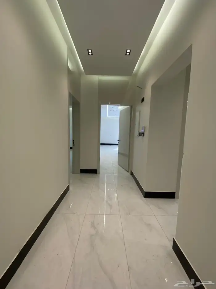 للبيع فيلا فاخرة علي أرض كامله بمساحة 520 متر 40