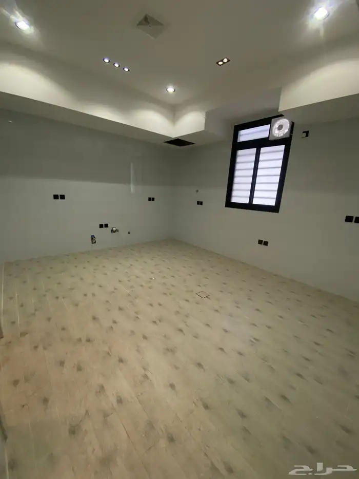 للبيع فيلا فاخرة علي أرض كامله بمساحة 520 متر 11