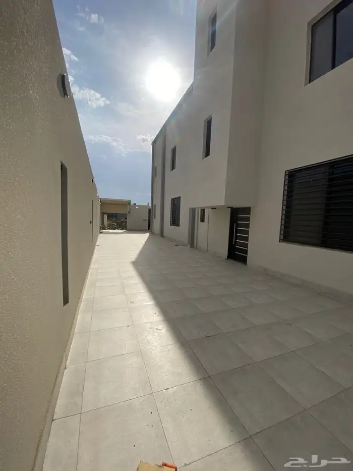 للبيع فيلا فاخرة علي أرض كامله بمساحة 520 متر 4