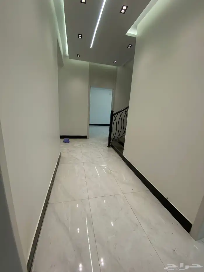 للبيع فيلا فاخرة علي أرض كامله بمساحة 520 متر 12