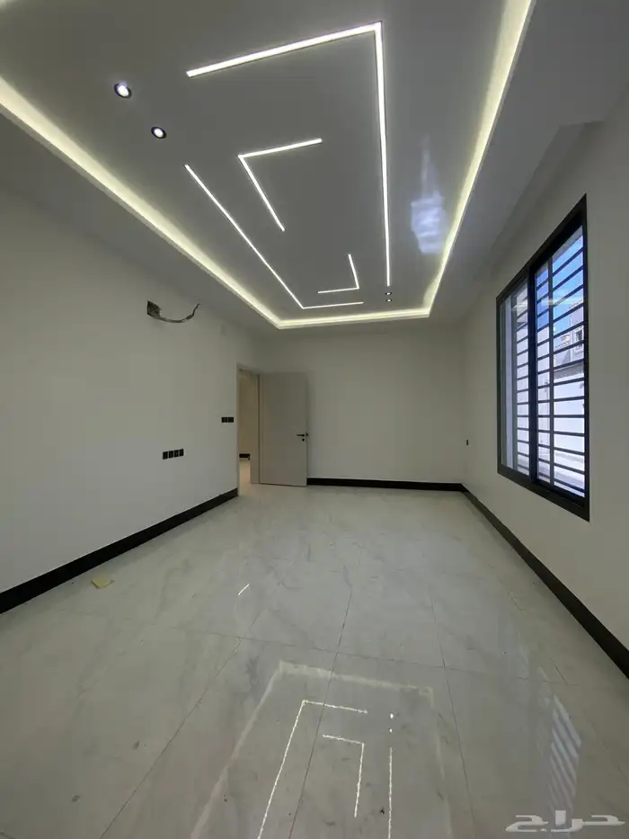 للبيع فيلا فاخرة علي أرض كامله بمساحة 520 متر 8