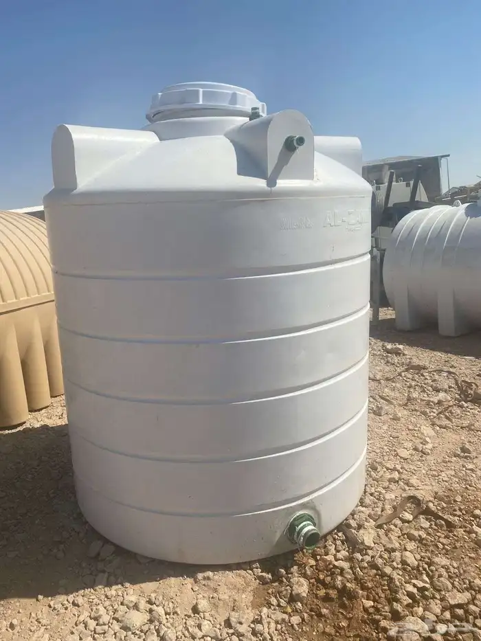 خزانات ماء مستعمل 0