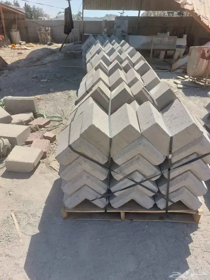 قلاب توريد بطحه و اسمنت 3
