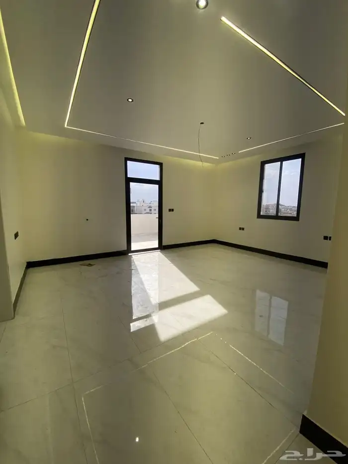 للبيع فيلا فاخرة علي أرض كامله بمساحة 520 متر 38