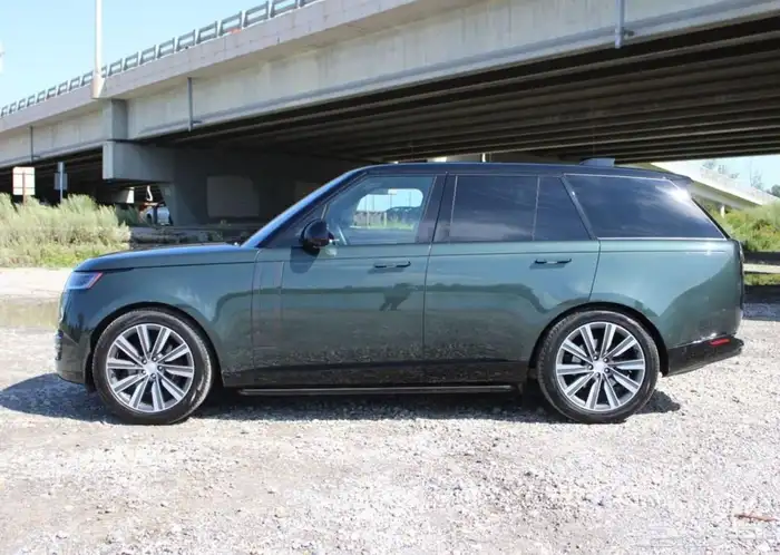 2023 Range Rover Vouge 1