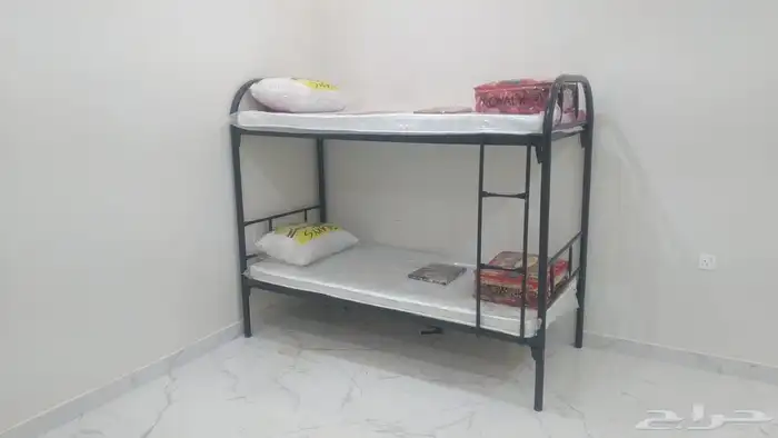 تأثيث سكن عمال سراير مراتب بطانيات مخدات 10