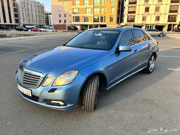 مرسيدس E200 2010 4