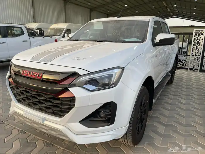 ايسوزو GT 8