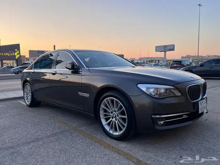 BMW 730 0